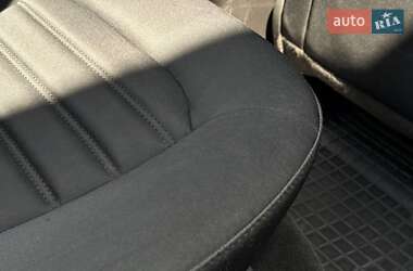 Седан Ford Fusion 2013 в 