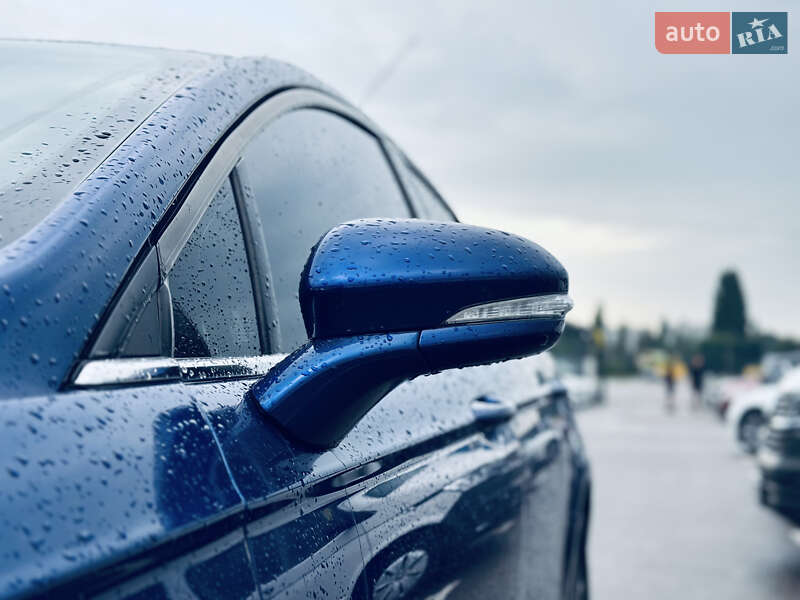 Седан Ford Fusion 2014 в Кременчуці