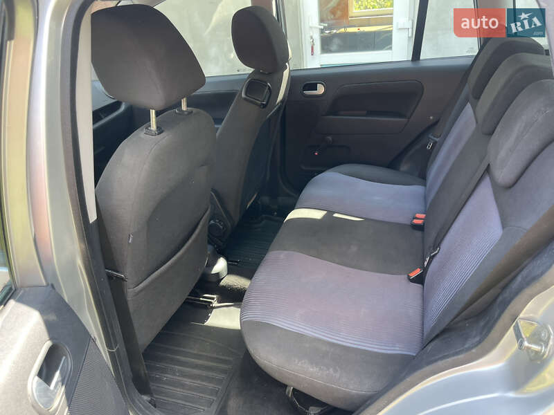 Хетчбек Ford Fusion 2005 в Ковелі