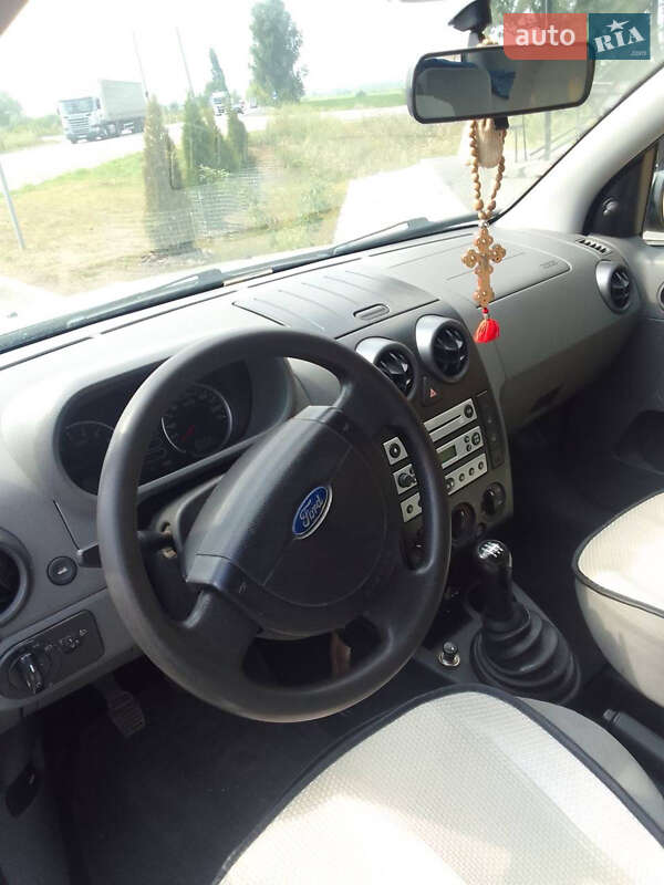 Хэтчбек Ford Fusion 2004 в Борисполе