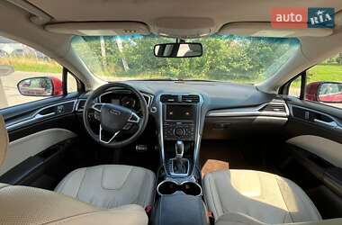 Седан Ford Fusion 2014 в 