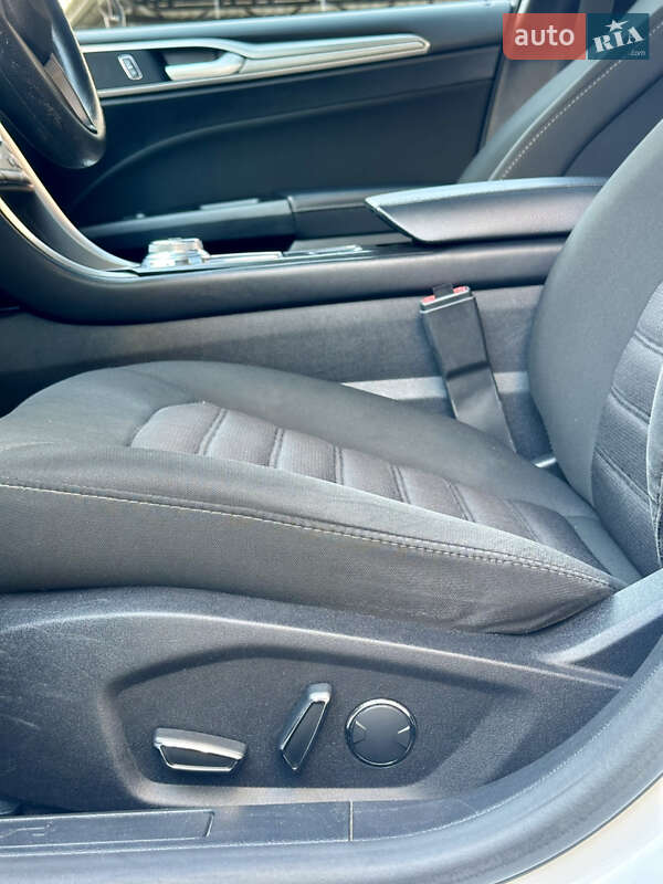 Седан Ford Fusion 2017 в Одессе