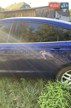 Седан Ford Fusion 2014 в 