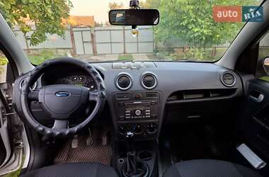 Хэтчбек Ford Fusion 2007 в 
