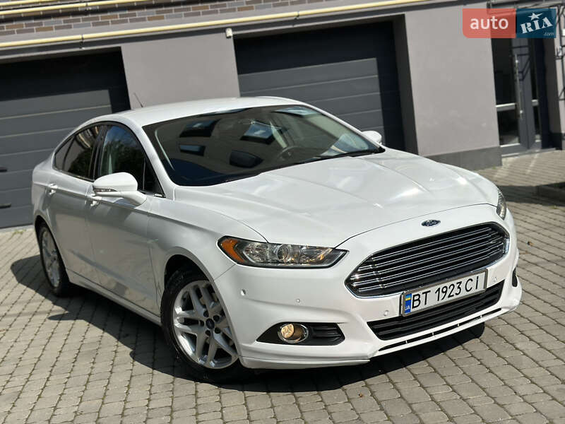 Ford Fusion 2015