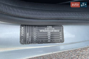 Хэтчбек Ford Fusion 2011 в 