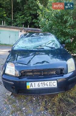 Хэтчбек Ford Fusion 2003 в 