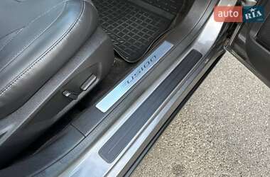 Седан Ford Fusion 2014 в 