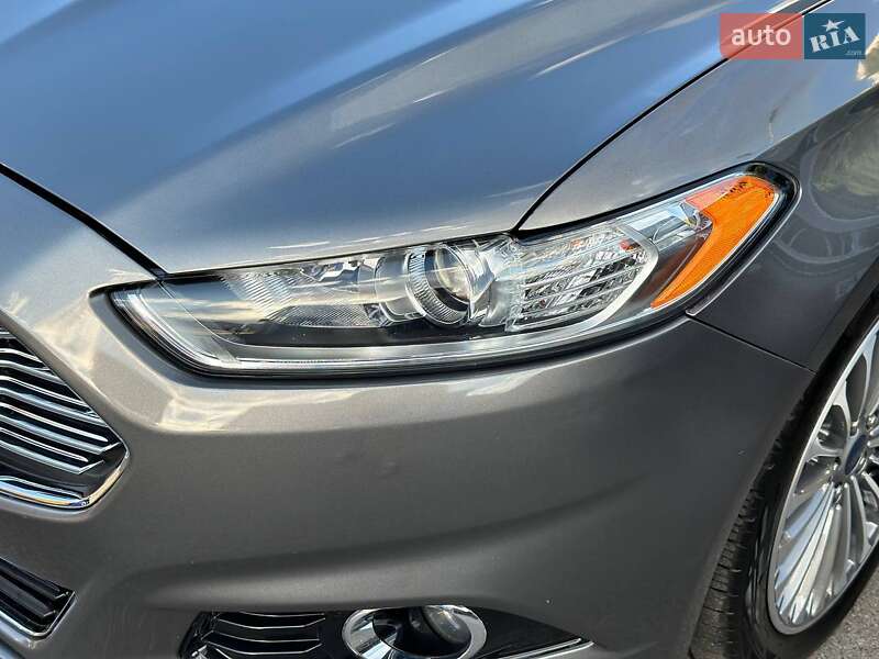 Седан Ford Fusion 2014 в Славянске