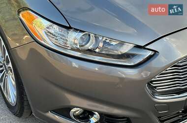 Седан Ford Fusion 2014 в 