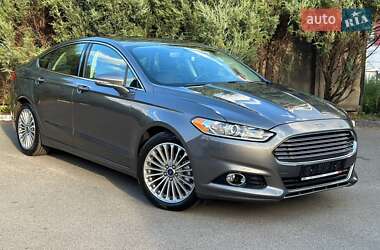 Седан Ford Fusion 2014 в 