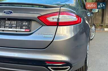 Седан Ford Fusion 2014 в 