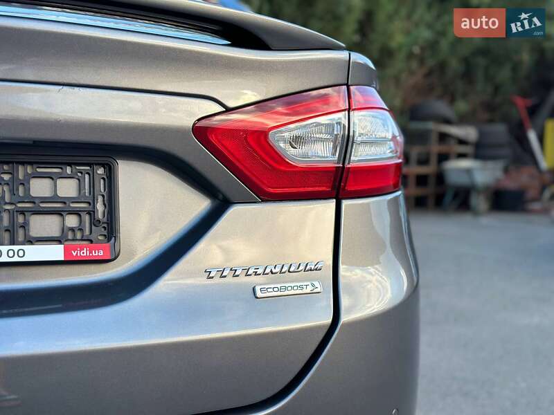 Седан Ford Fusion 2014 в Славянске