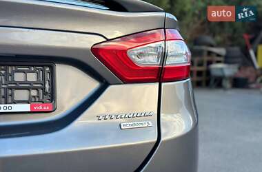 Седан Ford Fusion 2014 в 