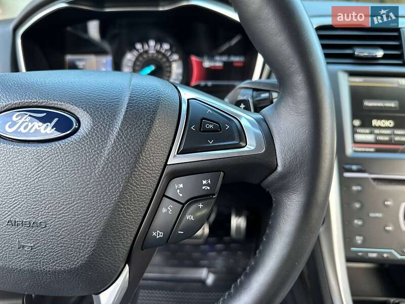 Седан Ford Fusion 2014 в Славянске