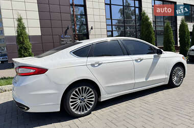 Седан Ford Fusion 2014 в 