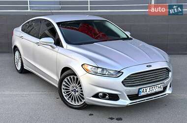 Седан Ford Fusion 2012 в 