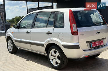 Хэтчбек Ford Fusion 2008 в 