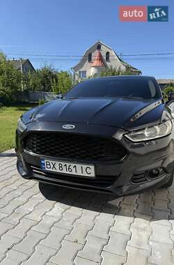 Седан Ford Fusion 2014 в Дунаївцях