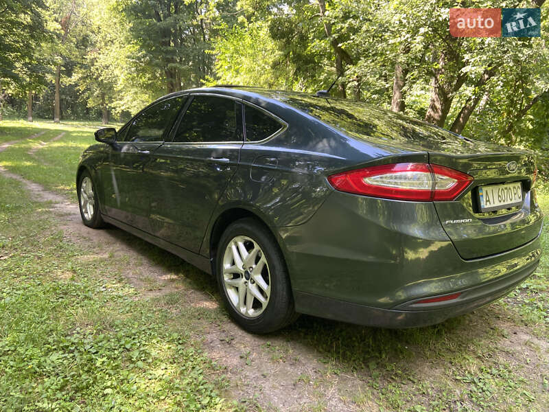 Седан Ford Fusion 2014 в Яготине