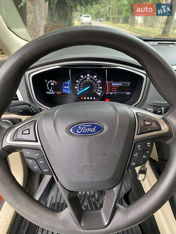 Седан Ford Fusion 2016 в Запорожье