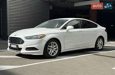 Седан Ford Fusion 2013 в Києві