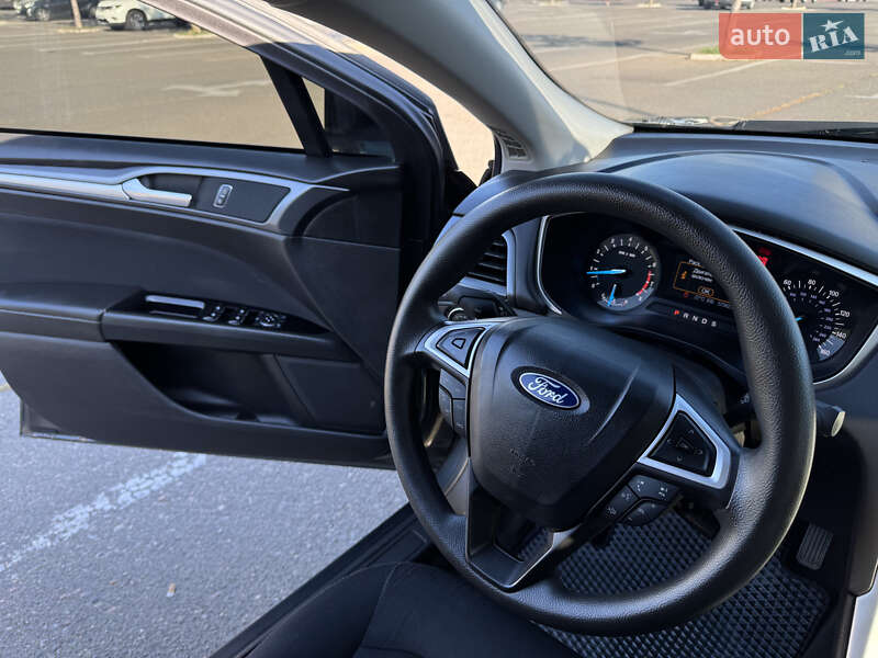 Седан Ford Fusion 2014 в Николаеве