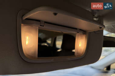 Седан Ford Fusion 2014 в 