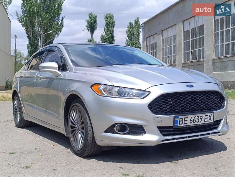 Седан Ford Fusion 2014 в 