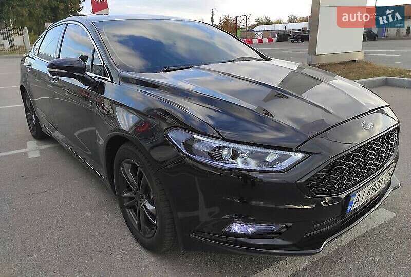 Седан Ford Fusion 2017 в 