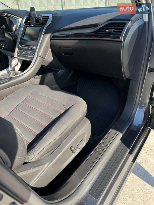Седан Ford Fusion 2015 в Одессе