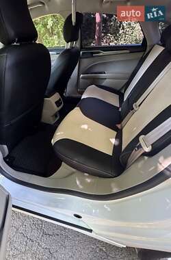 Седан Ford Fusion 2019 в 