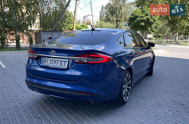 Седан Ford Fusion 2016 в 