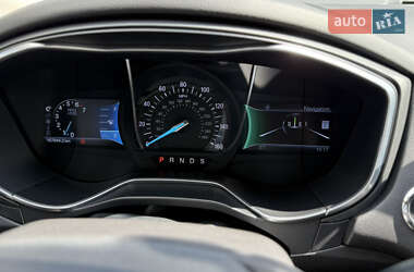Седан Ford Fusion 2014 в 