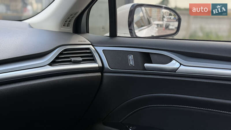 Седан Ford Fusion 2014 в Киеве