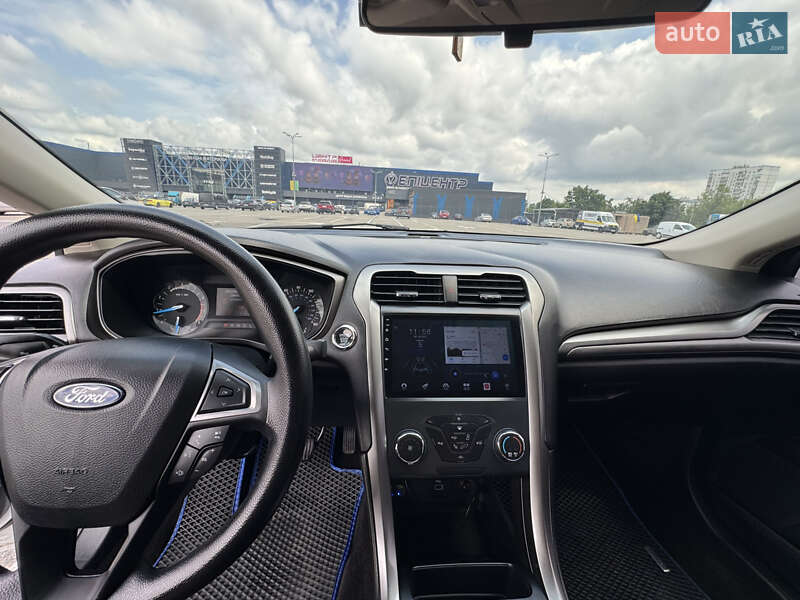 Седан Ford Fusion 2016 в Киеве