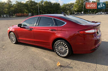 Седан Ford Fusion 2013 в 