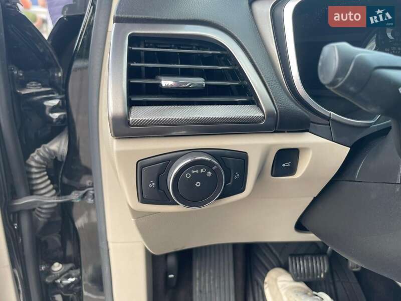 Седан Ford Fusion 2016 в Житомире