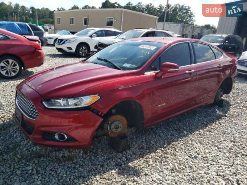 Седан Ford Fusion 2013 в Ровно