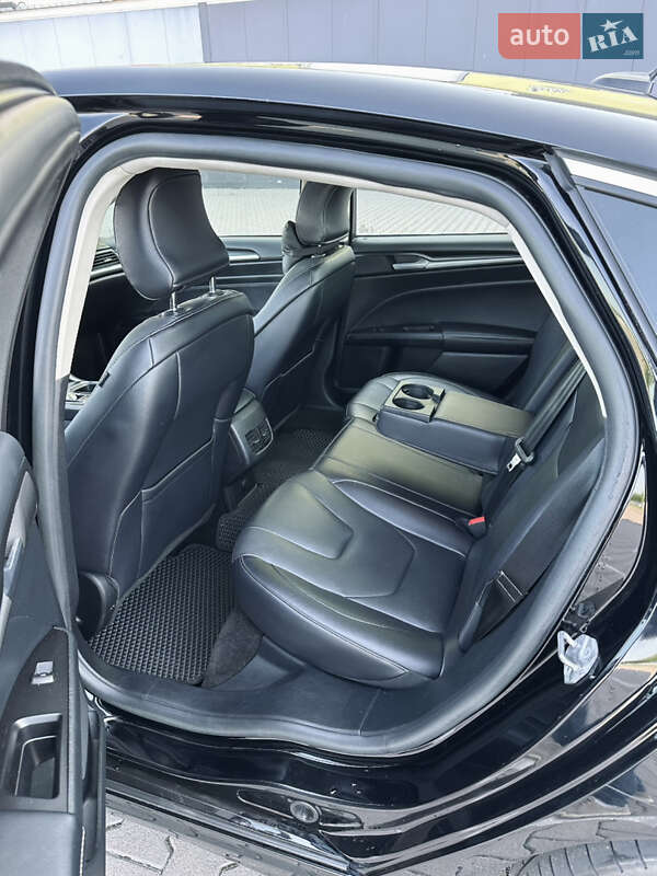 Седан Ford Fusion 2017 в Киеве