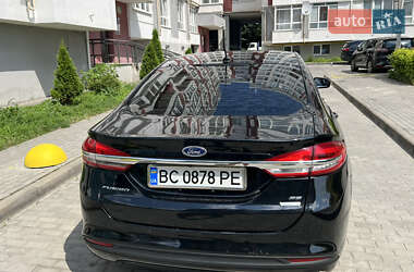 Седан Ford Fusion 2018 в 