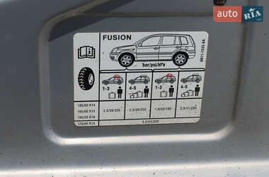 Хэтчбек Ford Fusion 2011 в 