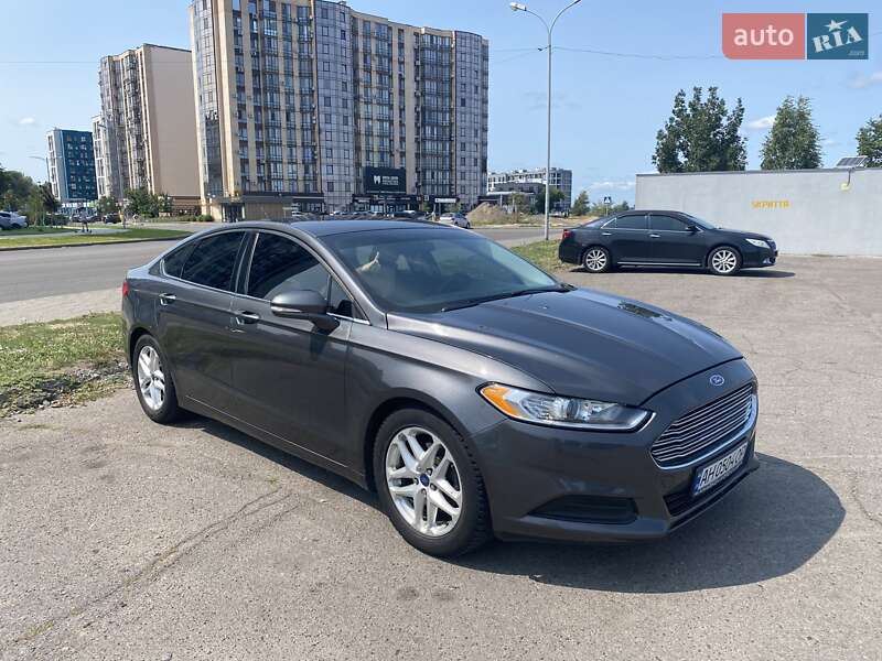 Седан Ford Fusion 2015 в Черкассах