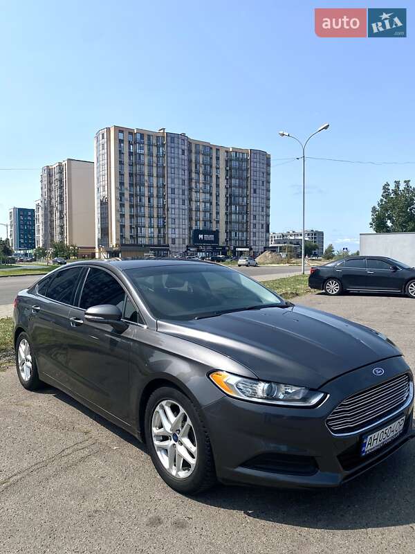 Седан Ford Fusion 2015 в Черкассах
