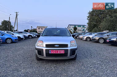 Хэтчбек Ford Fusion 2008 в 