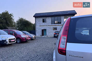 Хэтчбек Ford Fusion 2008 в 