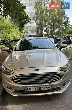 Седан Ford Fusion 2017 в 