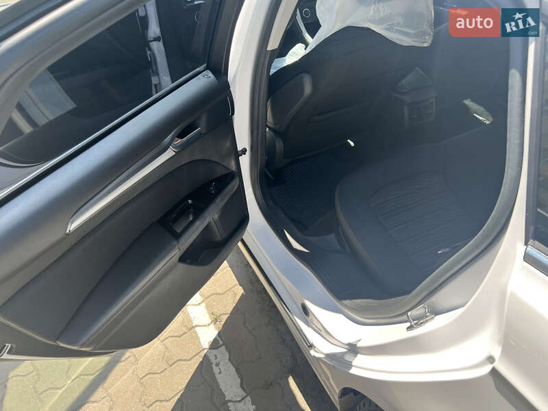 Седан Ford Fusion 2015 в Полтаві фото 7 Седан Ford Fusion 2015 в Полтаві