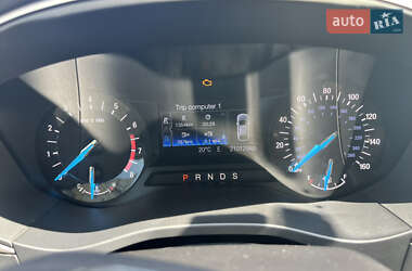 Седан Ford Fusion 2015 в 