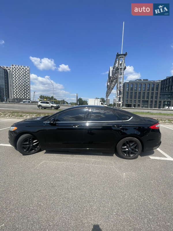 Седан Ford Fusion 2016 в Киеве
